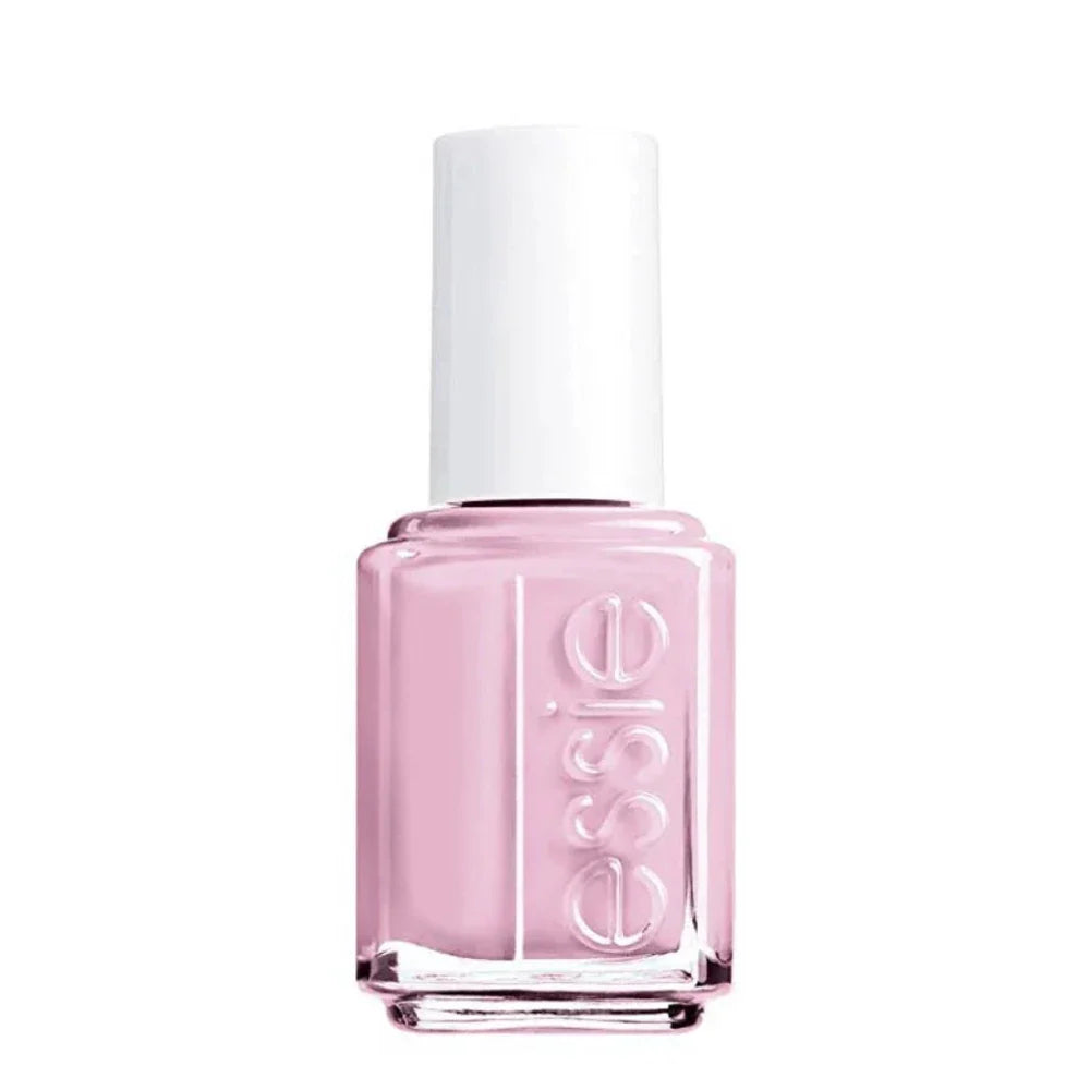 Essie 17 Muchi, Muchi