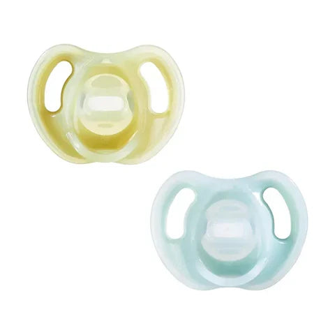Tommee Tippee Ultra Light Super Soft Silicone Soother 6-18M